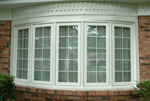 Buschurs Home Improvement installs Bay or Bow Windows in Dayton, OH